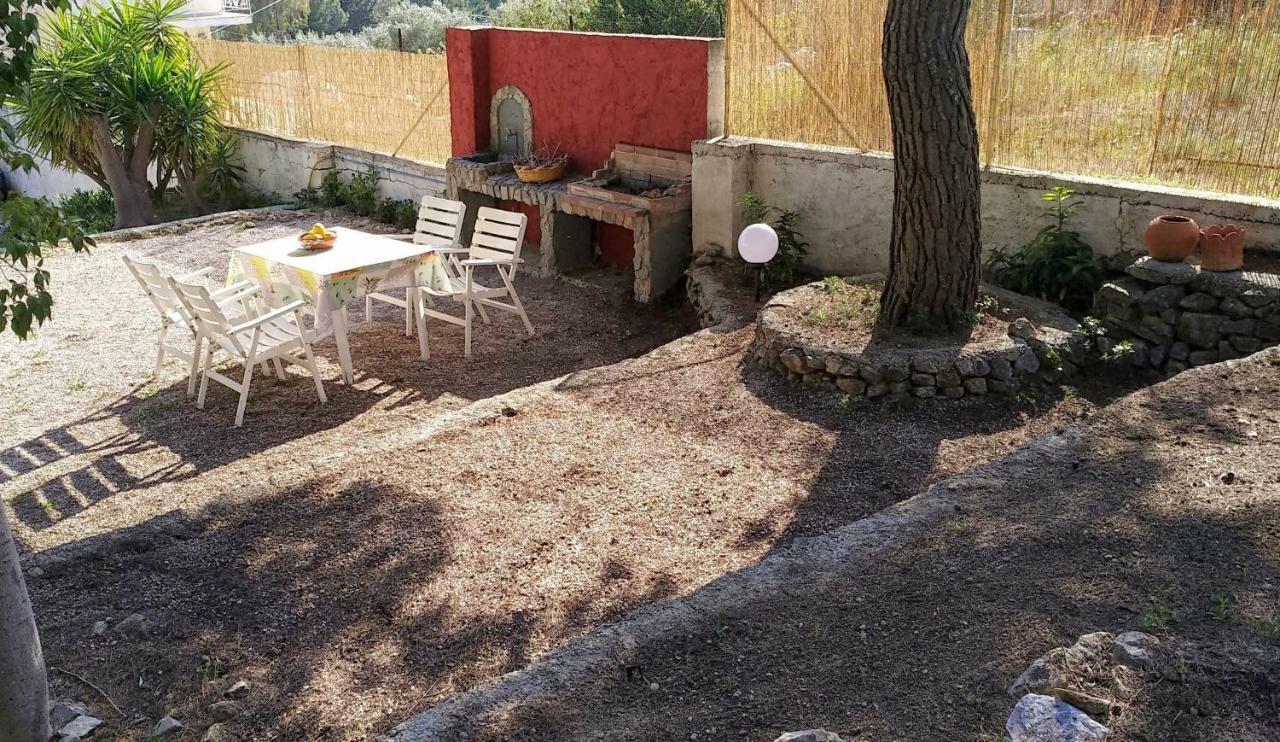 Pórto RáftiCozy Studio, Near Airport & Seaアパートメント エクステリア 写真